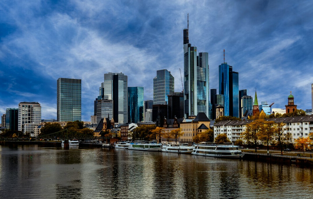frankfurt main river historical